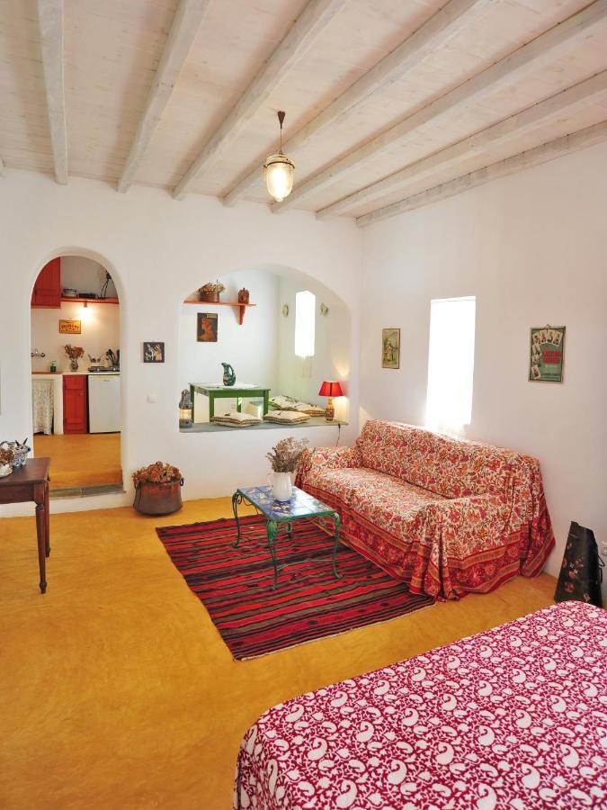 Alonistria Apartment Ormos Aigialis Екстериор снимка