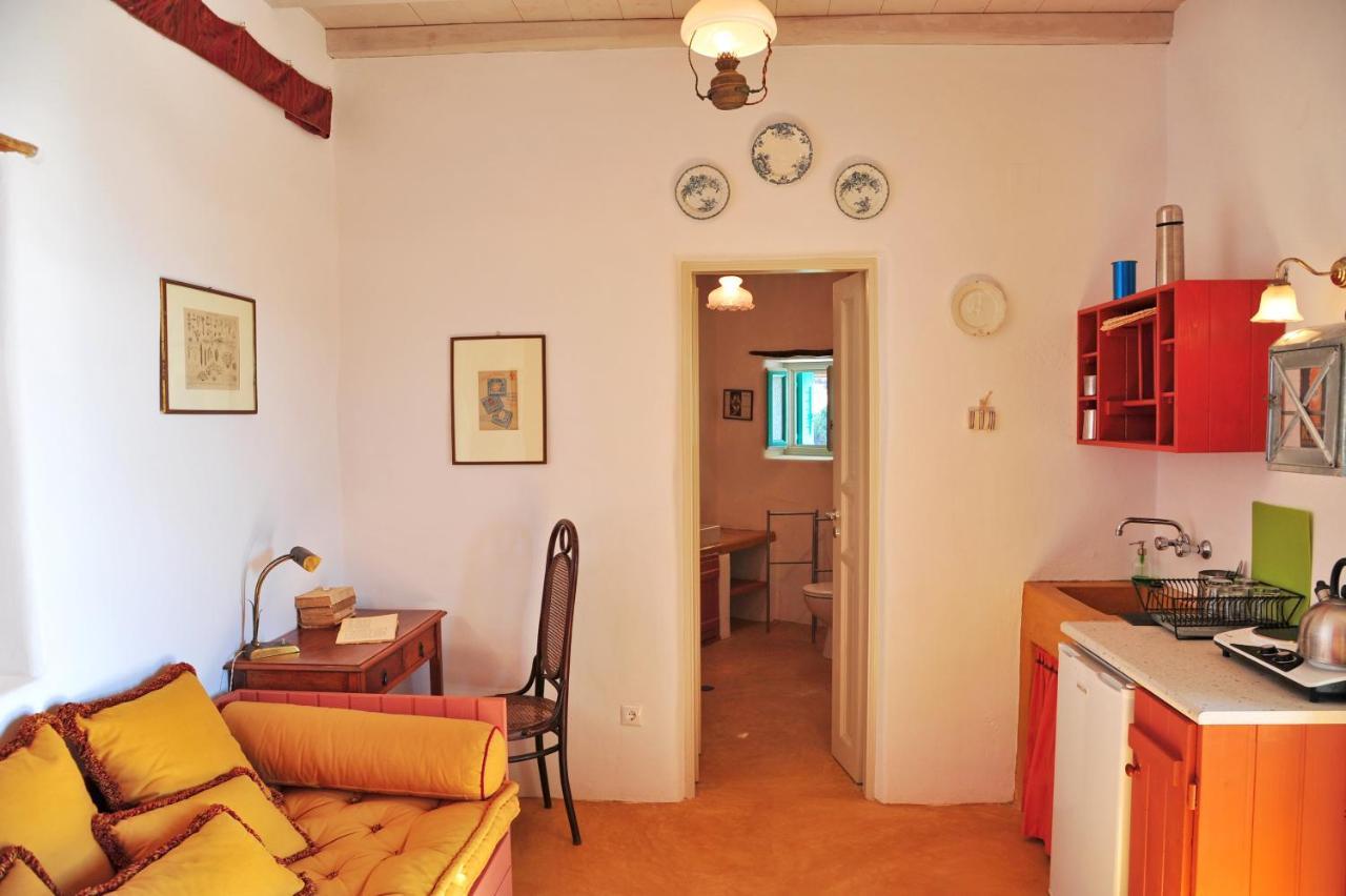 Alonistria Apartment Ormos Aigialis Екстериор снимка